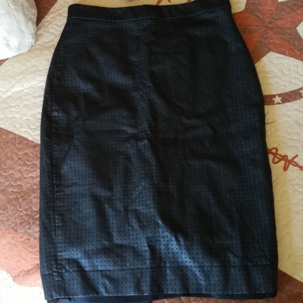 Banana Republic perforated leather skirt